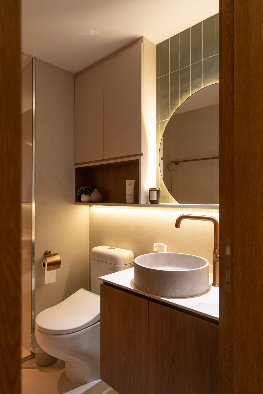 Modern Bathroom with Mirror and Shower Screen