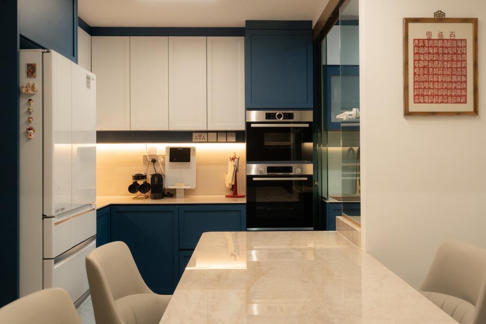 Contemporary Kitchen with Kitchen Window and Open Kitchen