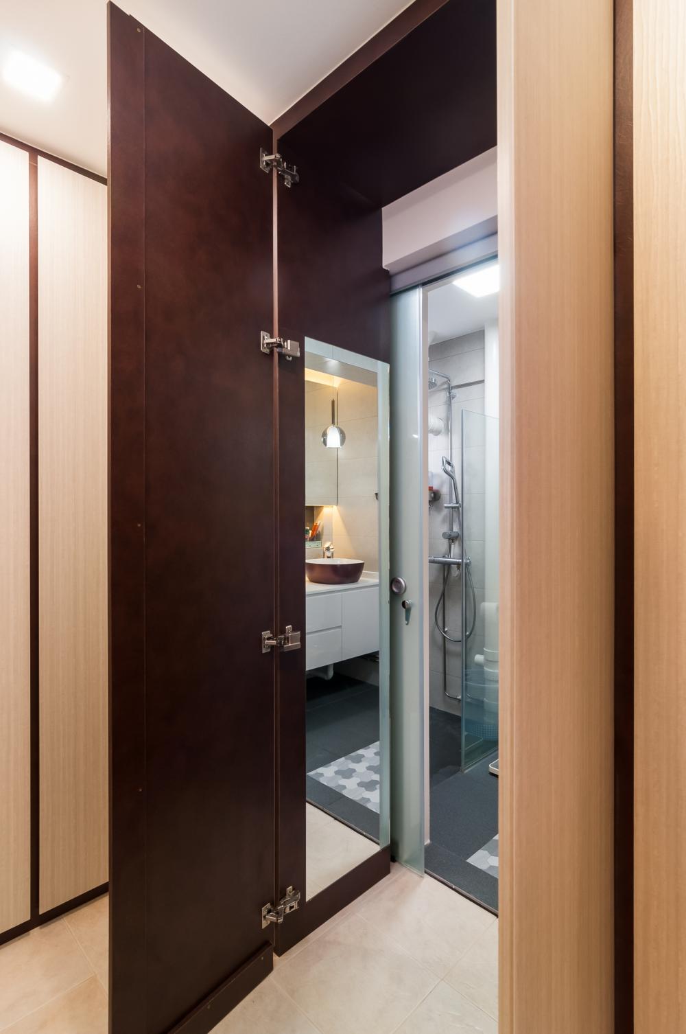 Scandinavian Bathroom with Homogeneous Tiles and Mirror