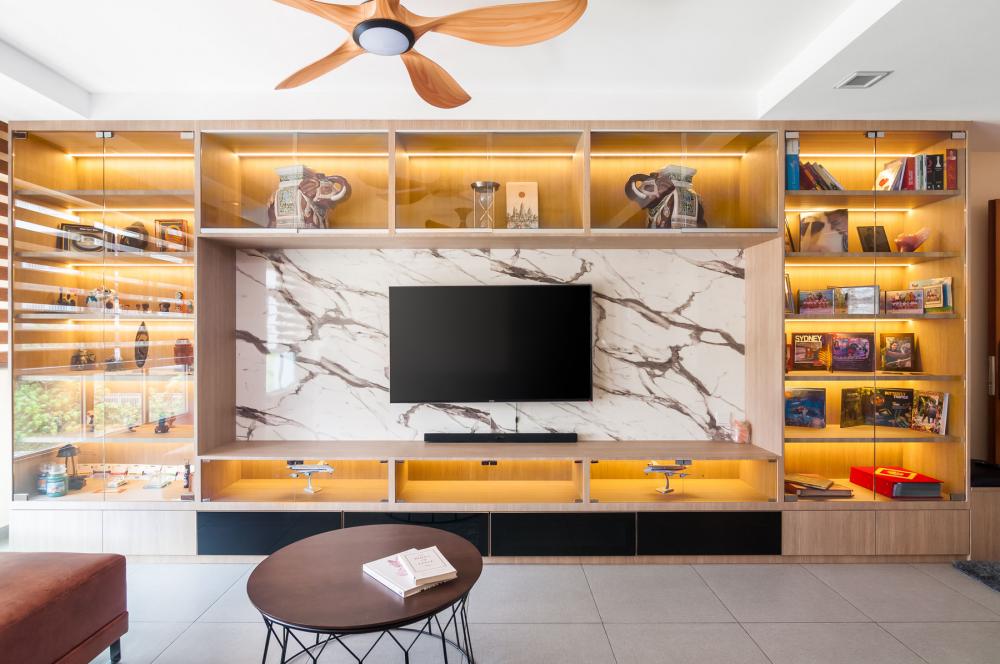 Eclectic Living Room with Bookshelf and Homogeneous Tiles