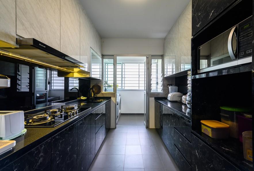 Modern Kitchen with Countertop and Kitchen Window