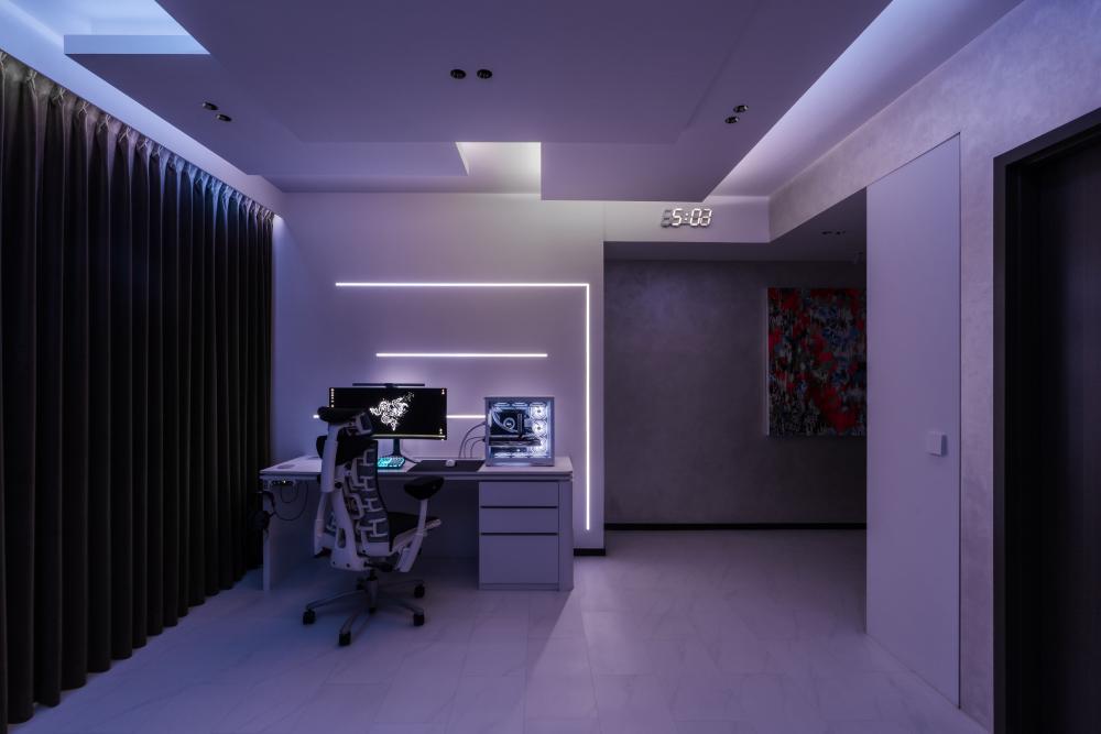 Contemporary Gaming Room with Feature Wall and Cove Lighting