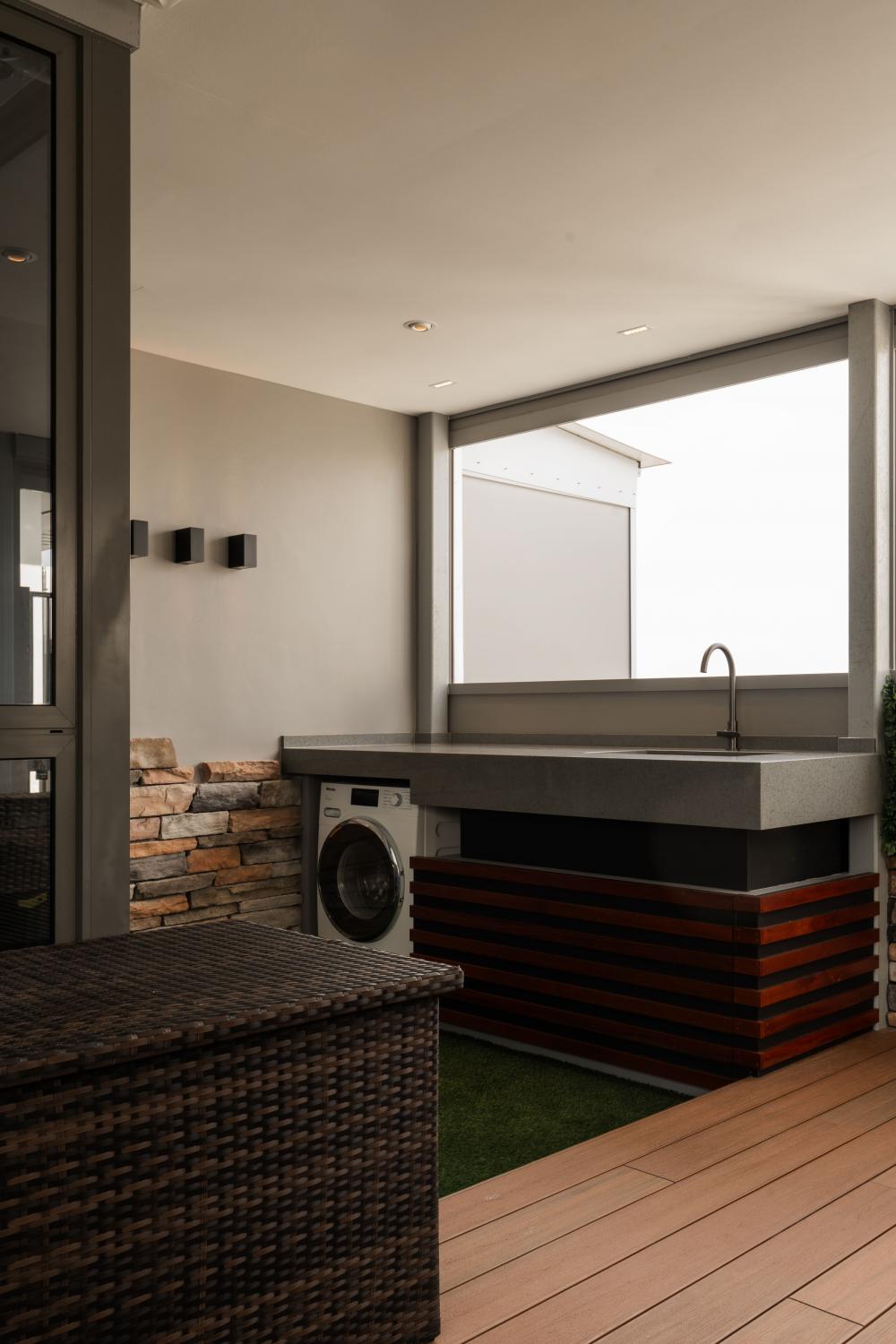 Contemporary Rooftop with Awning and Outdoor Table