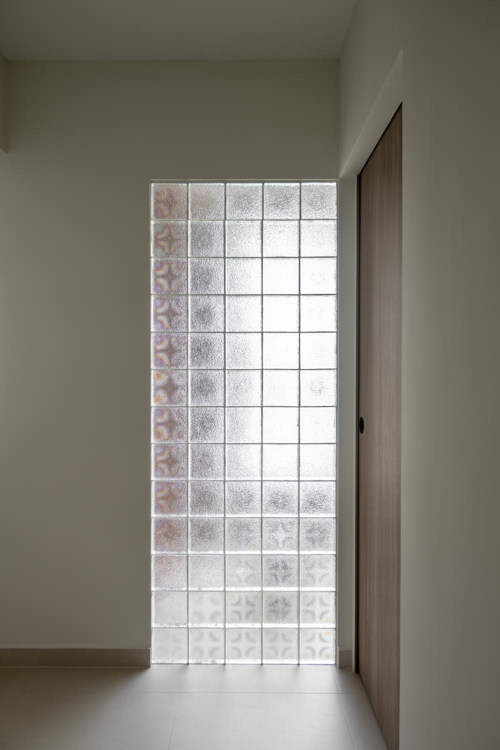 Contemporary Entryway with Glass Door and Doors