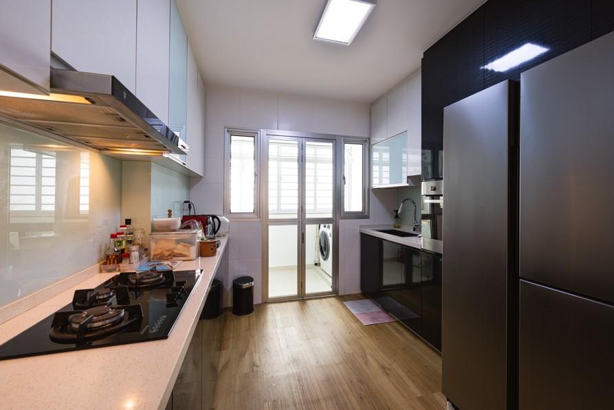 Modern Kitchen with Countertop and Vinyl Flooring
