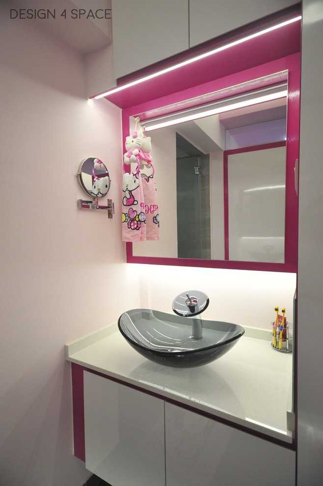 Modern Bathroom with Bathroom Storage and Bathroom Sinks