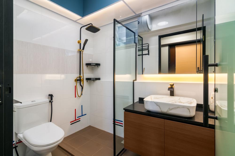 Eclectic Bathroom with Countertop and Mirror