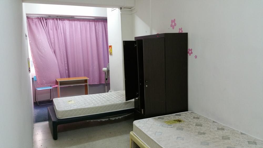 Asian Bedroom with Homogeneous Tiles and Parquet Floor