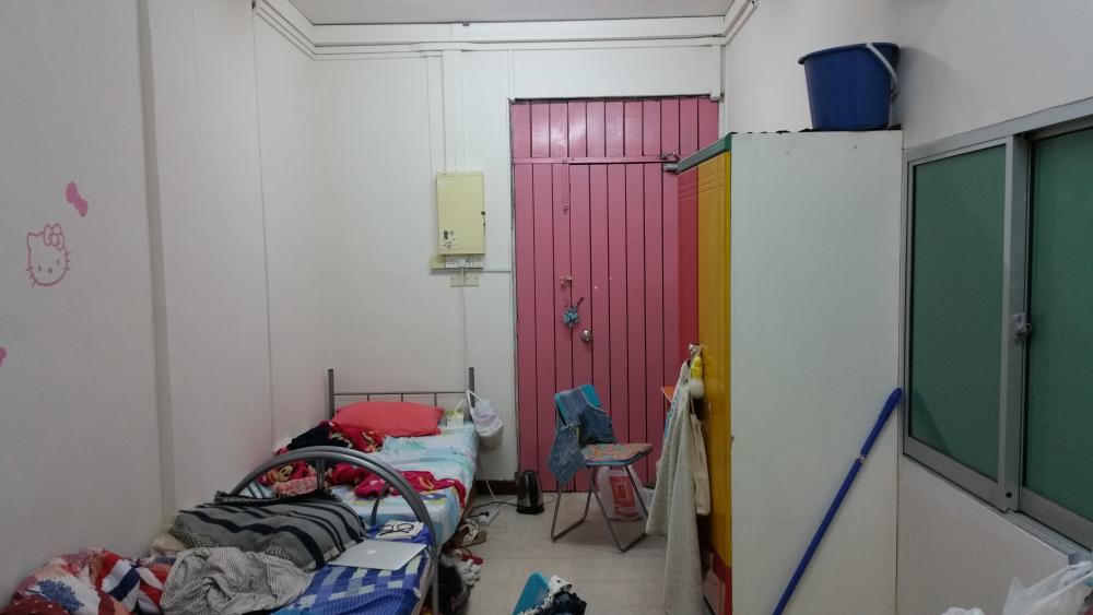 Asian Bedroom with Wardrobe and Sliding Wardrobe
