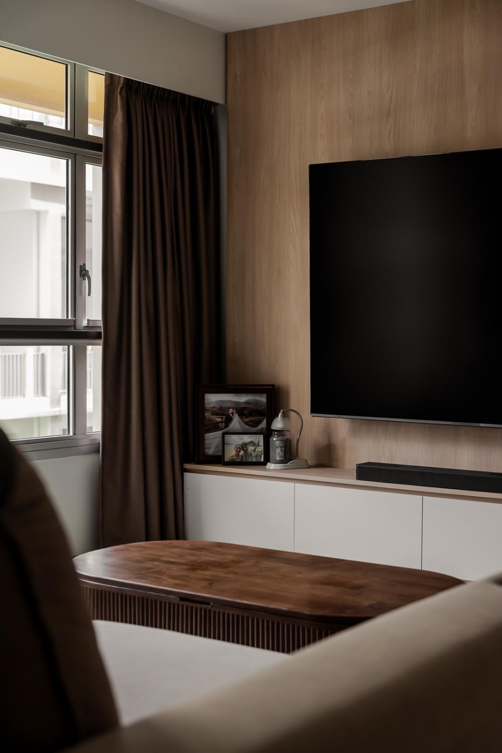 Scandinavian Living Room with Homogeneous Tiles and Feature Wall