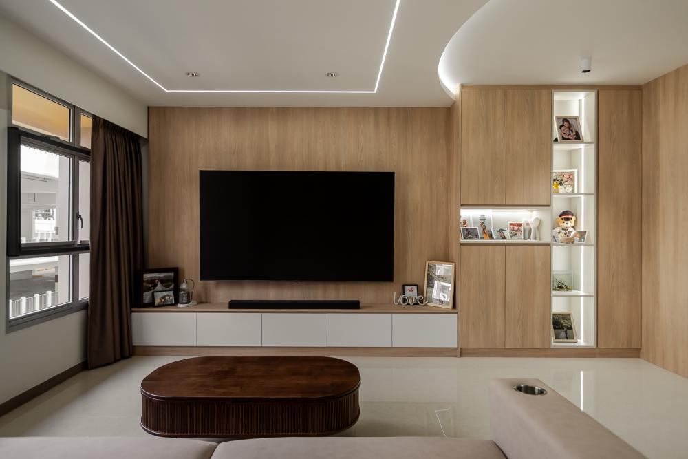 Scandinavian Living Room with Homogeneous Tiles and TV Console