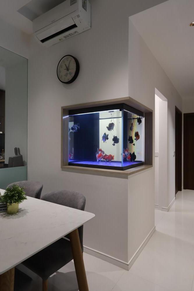 Contemporary Dining Room with Ceiling Light and Dining Table