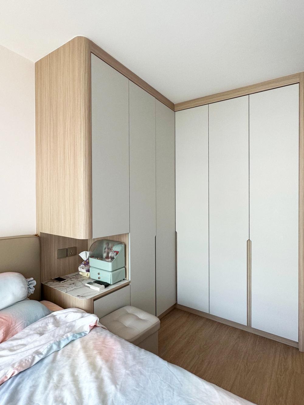 Modern Bedroom with Bookshelf and Platform Bed