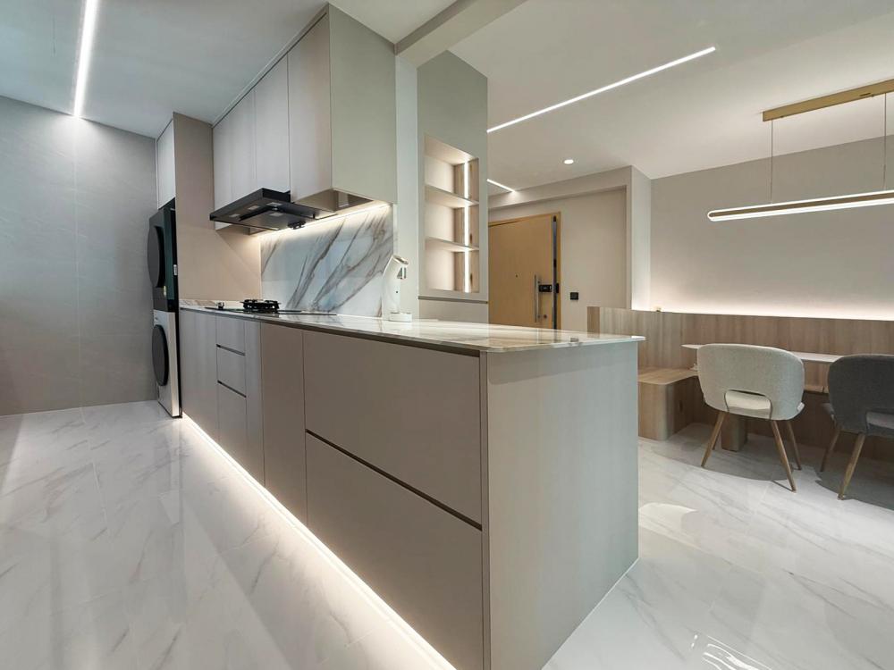 Modern Kitchen with Countertop and Vinyl Flooring