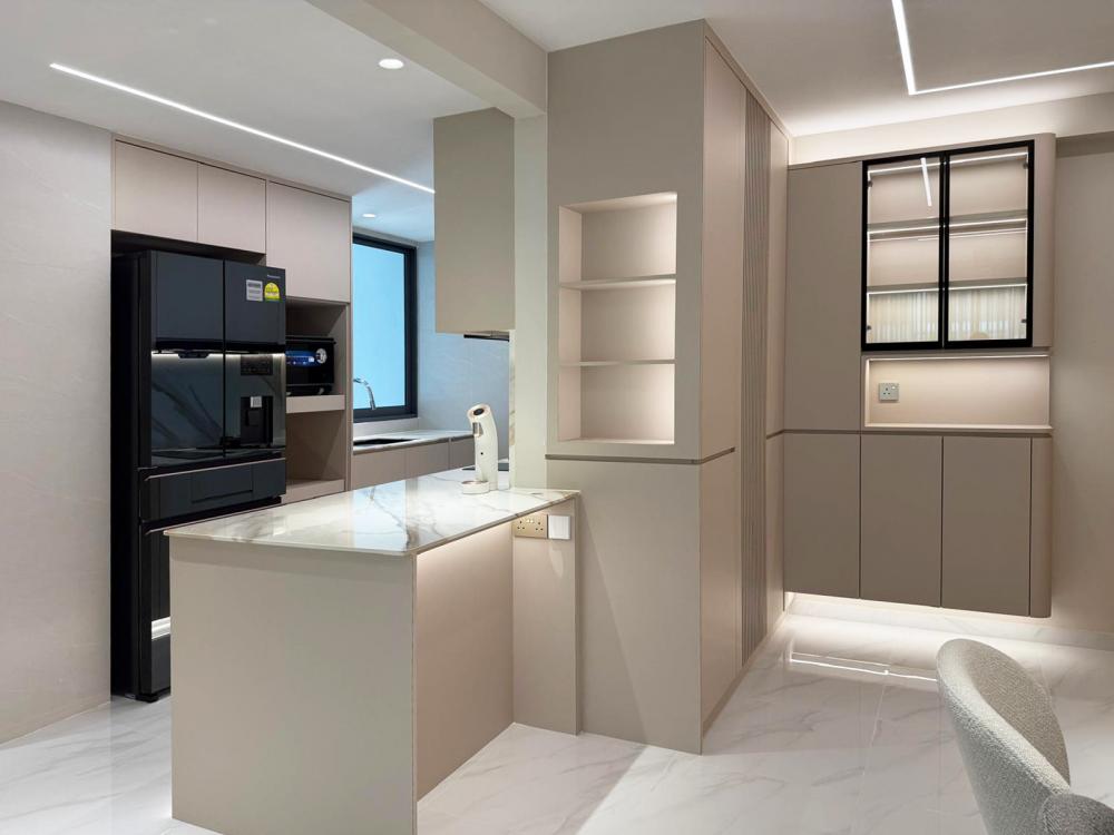 Modern Dining Room with Drop Light and Cove Lighting