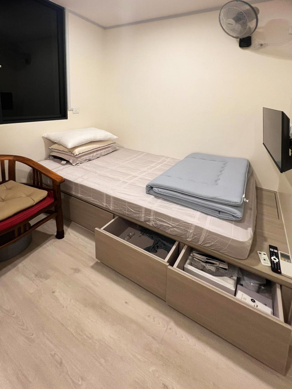 Modern Bedroom with Bookshelf and Platform Bed