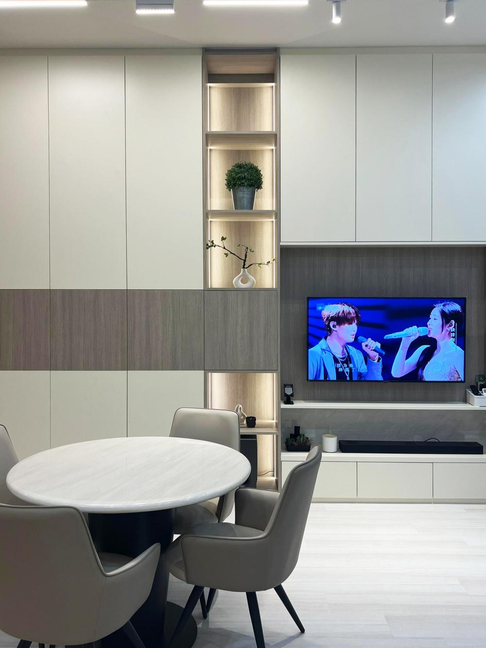 Modern Living Room with Bookshelf and Settee