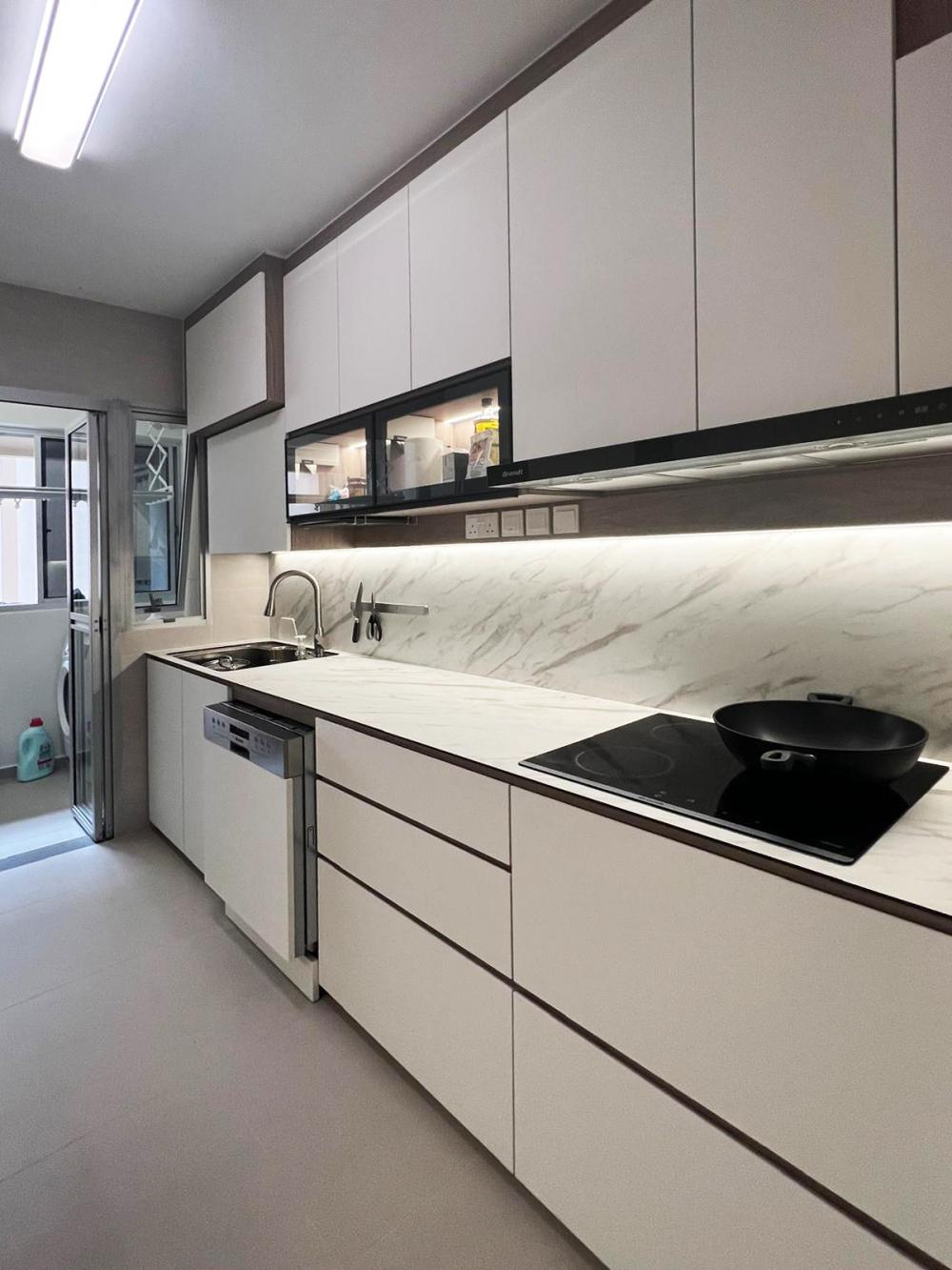Modern Kitchen with Countertop and Vinyl Flooring