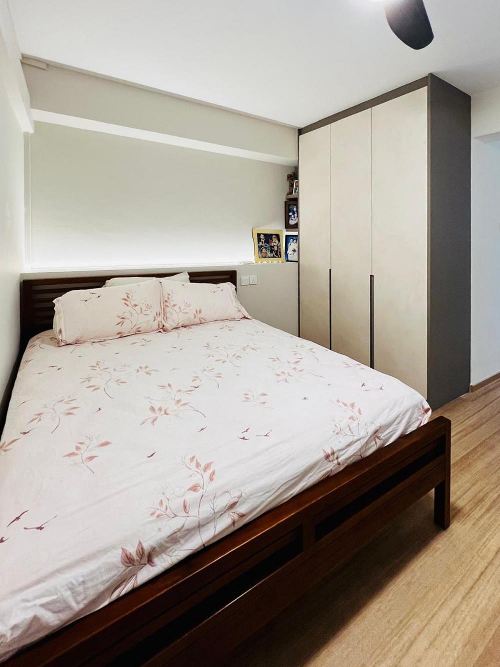 Modern Bedroom with Platform Bed and Vinyl Flooring