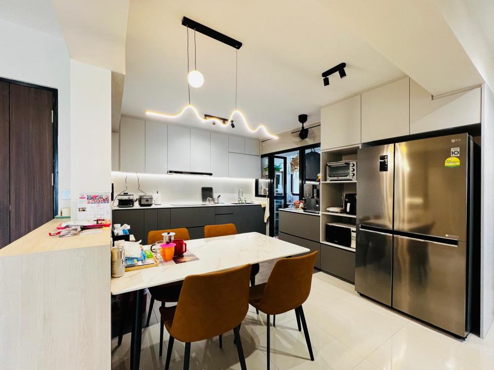 Modern Dining Room with Drop Light and Cove Lighting