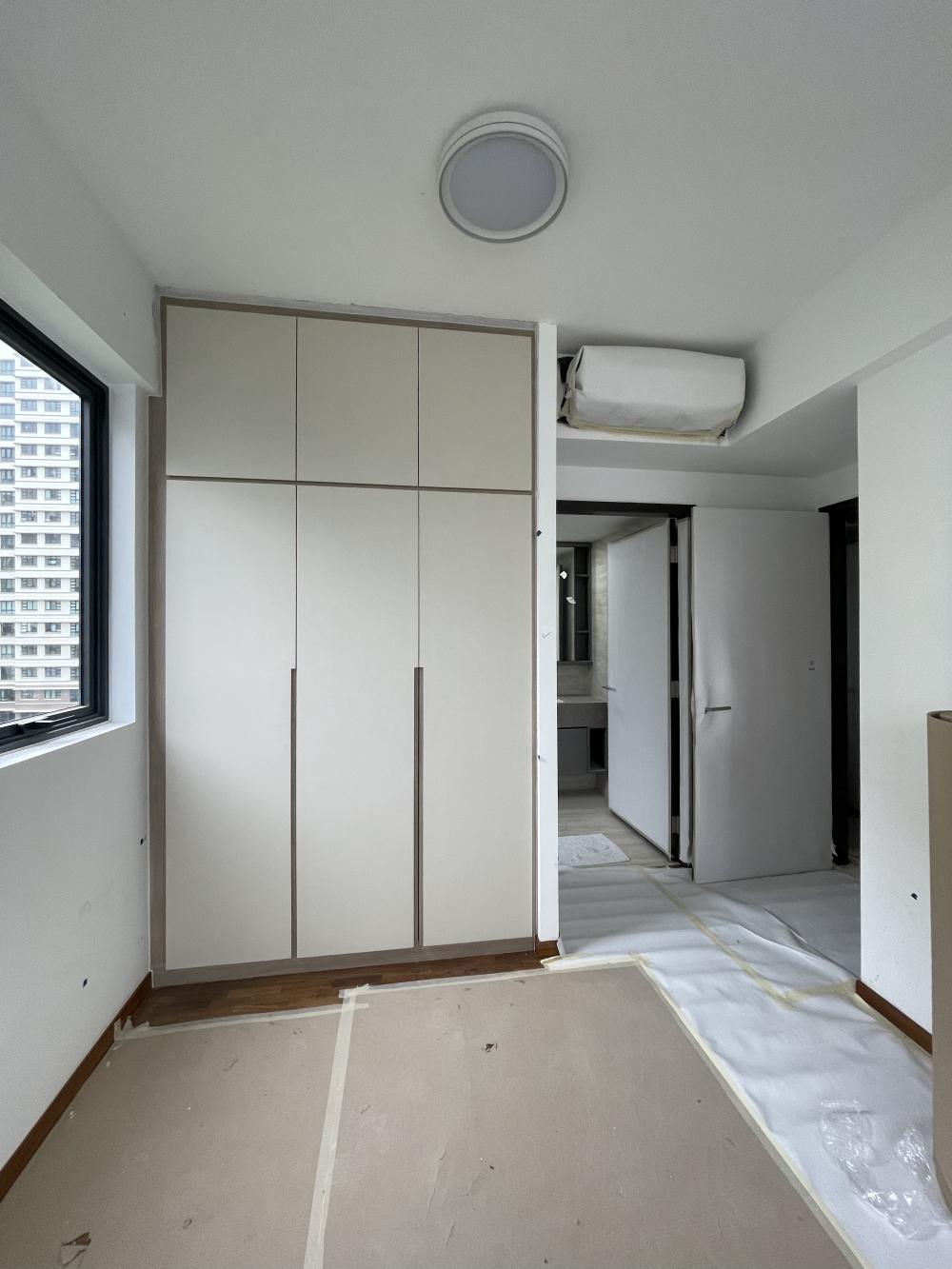 Modern Bedroom with Bookshelf and Platform Bed