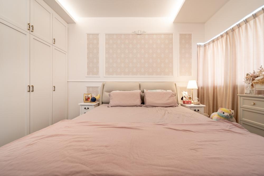 Transitional Bedroom with Herringbone Tiling and Cove Lighting