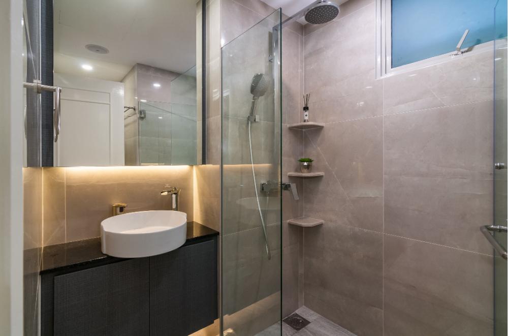 Modern Bathroom with Mirror and Shower Screen