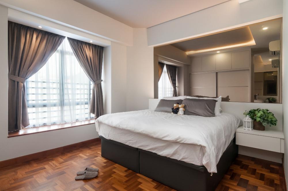 Modern Bedroom with Mirror and Bay Window