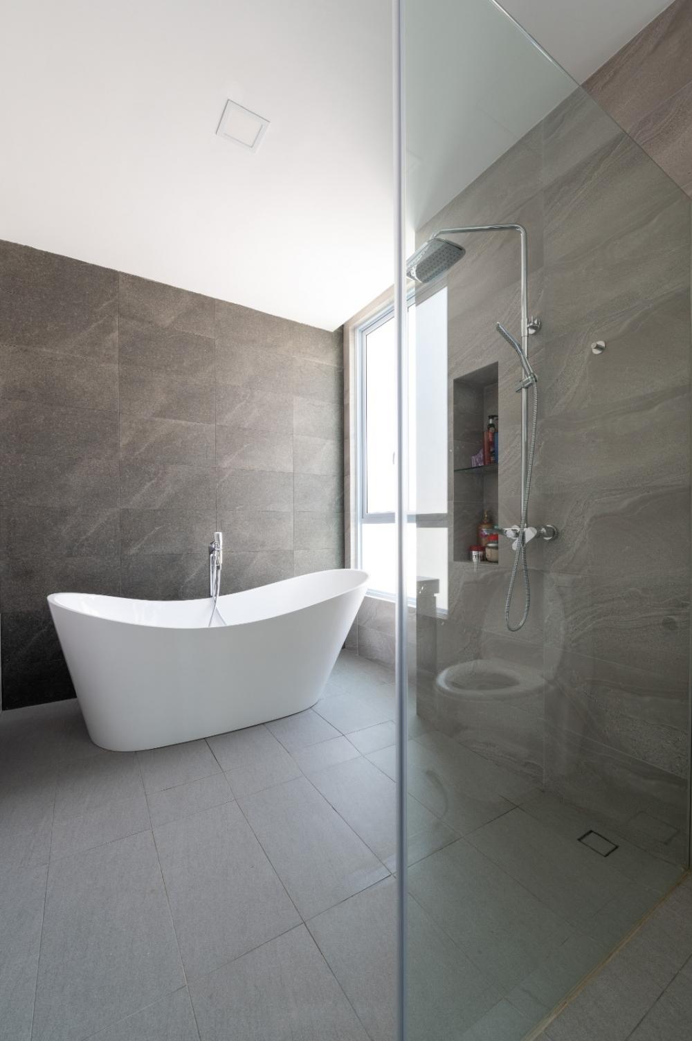 Transitional Bathroom with Bathtub and Shower Screen