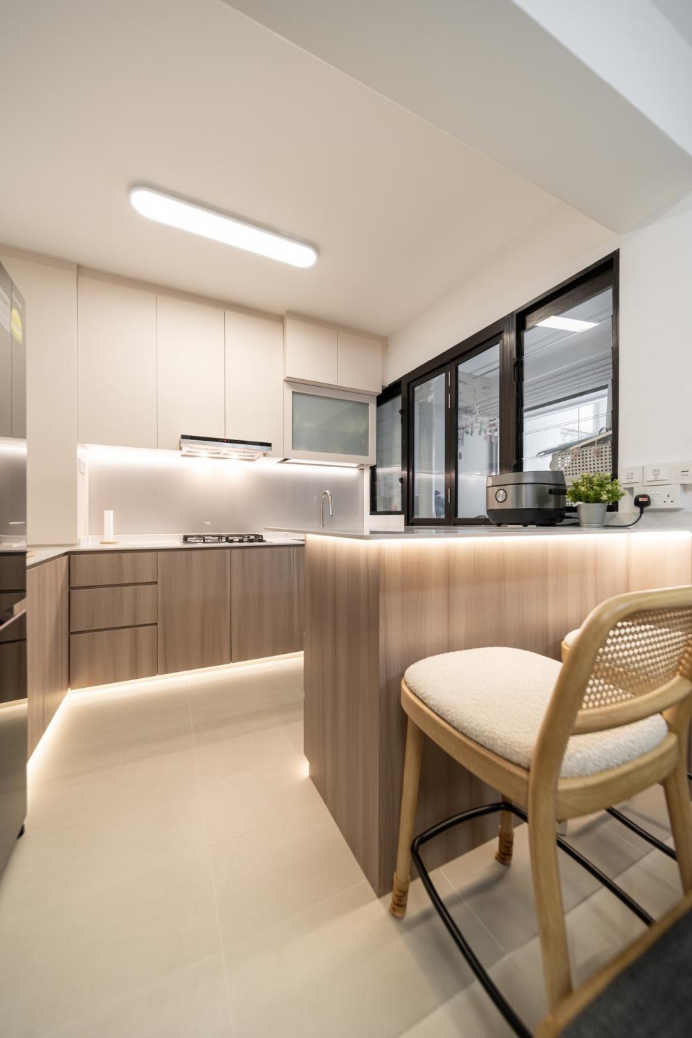 Scandinavian Kitchen with Kitchen Island and Open Kitchen
