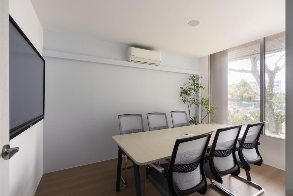 Modern Office with Desk and Desk Chairs