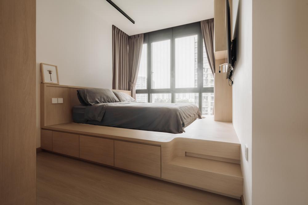 Scandinavian Bedroom with Queen Bed and Bed