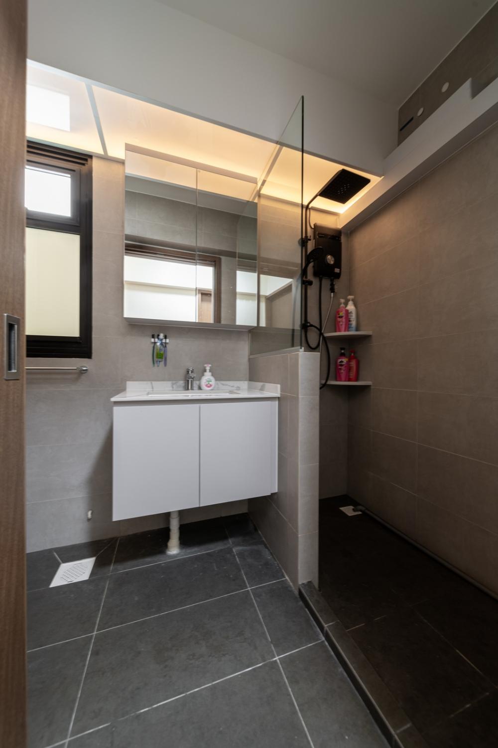 Minimalist Bathroom with Mirror and Shower Screen