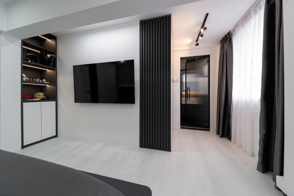 Modern Bedroom with Vinyl Flooring and Curtain