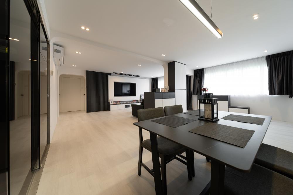 Modern Dining Room with Dining Table and Dining Chairs