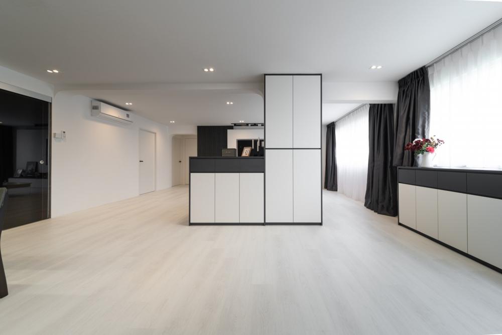 Modern Living Room with Vinyl Flooring and TV Console