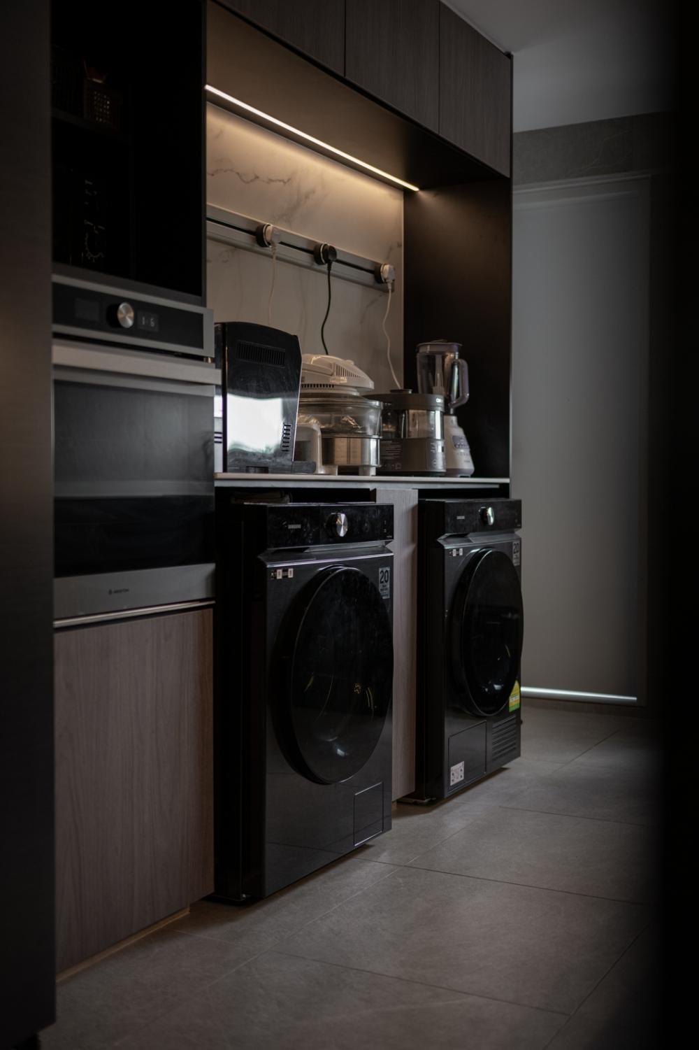 Scandinavian Service Yard with Washing Machine and Laundry Area