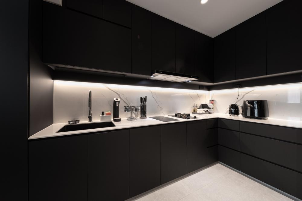 Modern Kitchen with Countertop and Kitchen Island