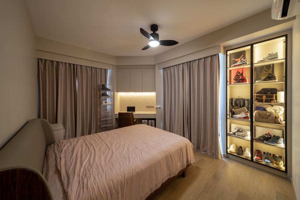 Contemporary Bedroom with Vinyl Flooring and Cove Lighting