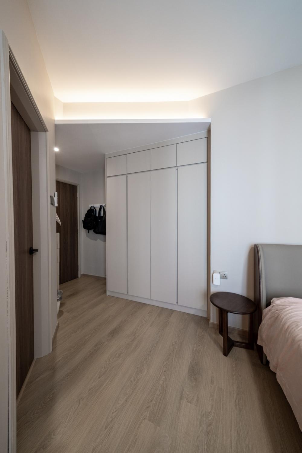 Contemporary Bedroom with Vinyl Flooring and Cove Lighting