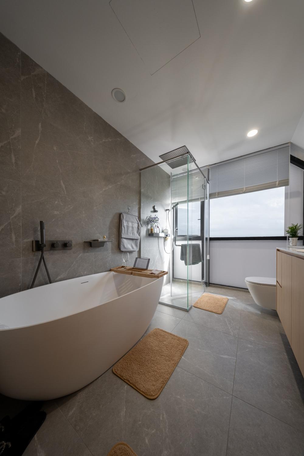 Asian Bathroom with Bathtub and Shower Screen