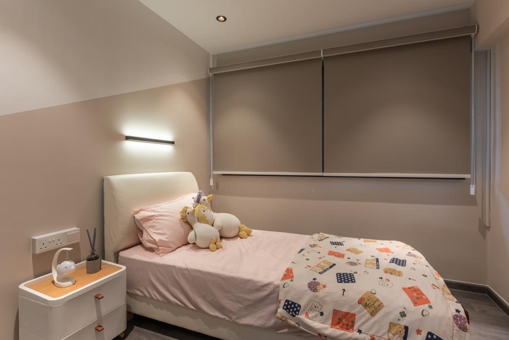 Modern Bedroom with Vinyl Flooring and Bedside Table