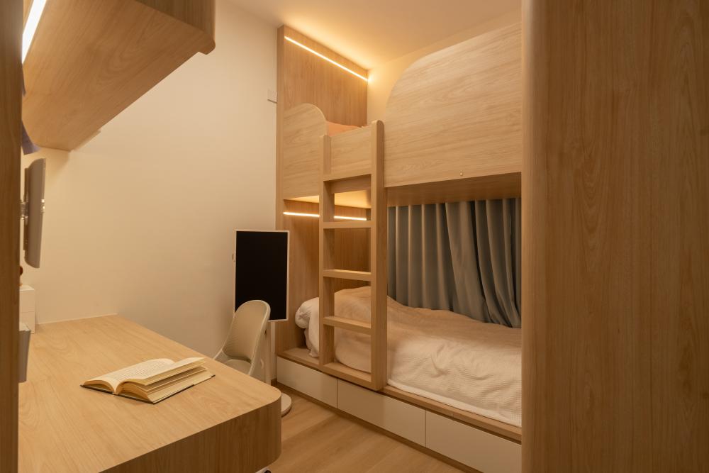 Contemporary Bedroom with Wardrobe and Sliding Wardrobe