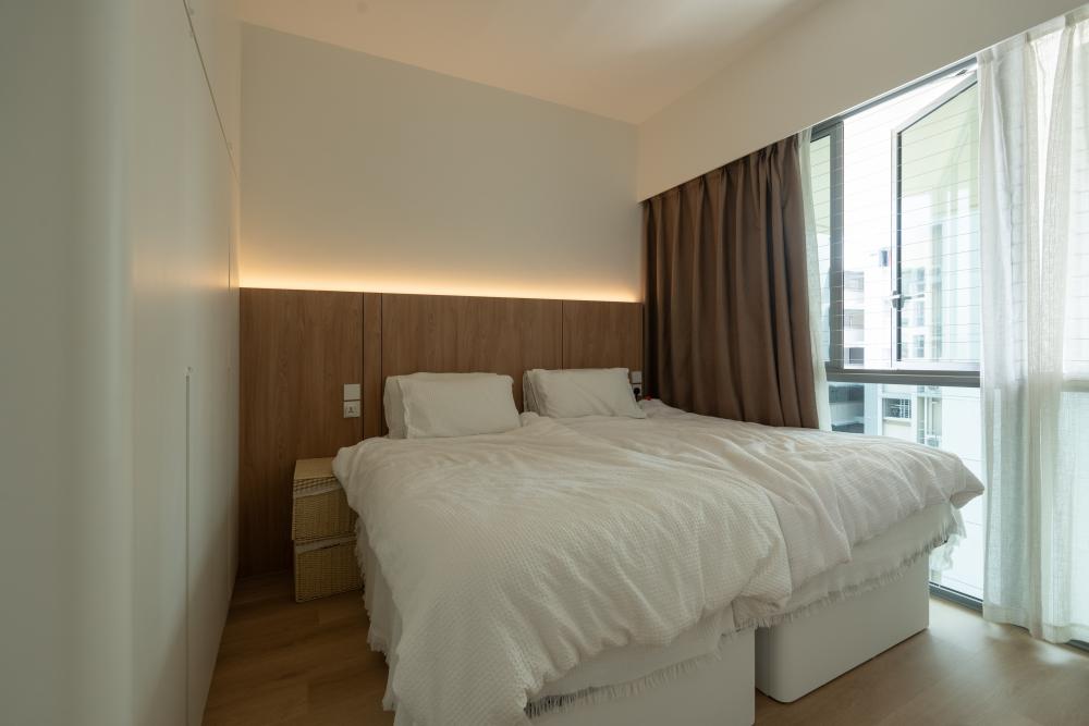 Contemporary Bedroom with Ceiling Light and Wardrobe