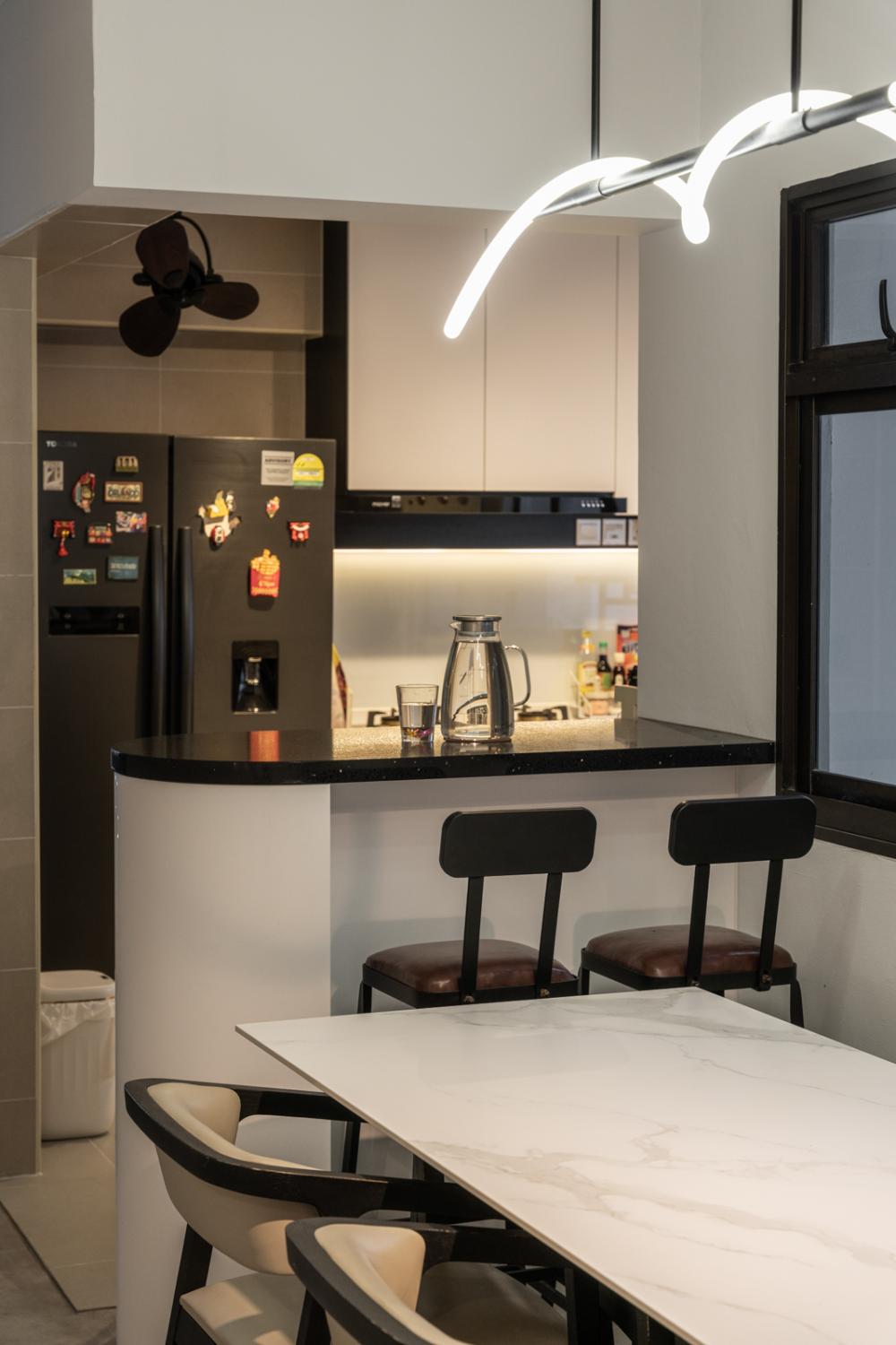 Contemporary Dining Room with Dining Table and Tableware
