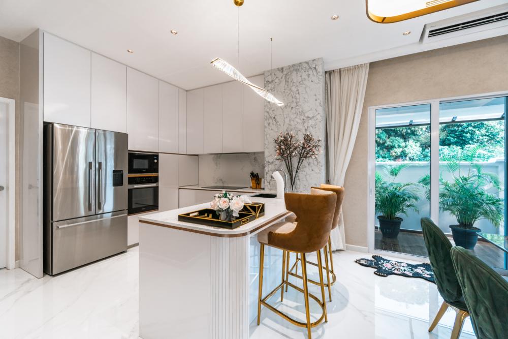 Modern Kitchen with Countertop and Marble Floor