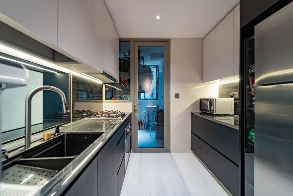 Minimalist Kitchen with Countertop and Cupboard