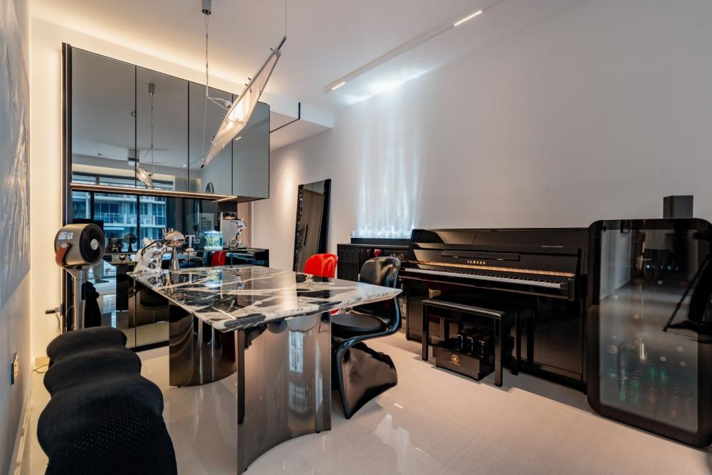 Minimalist Dining Room with Dining Table and Lighting