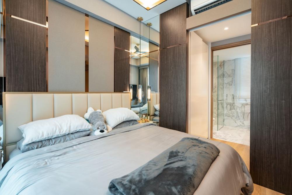 Contemporary Bedroom with Feature Wall and Lighting
