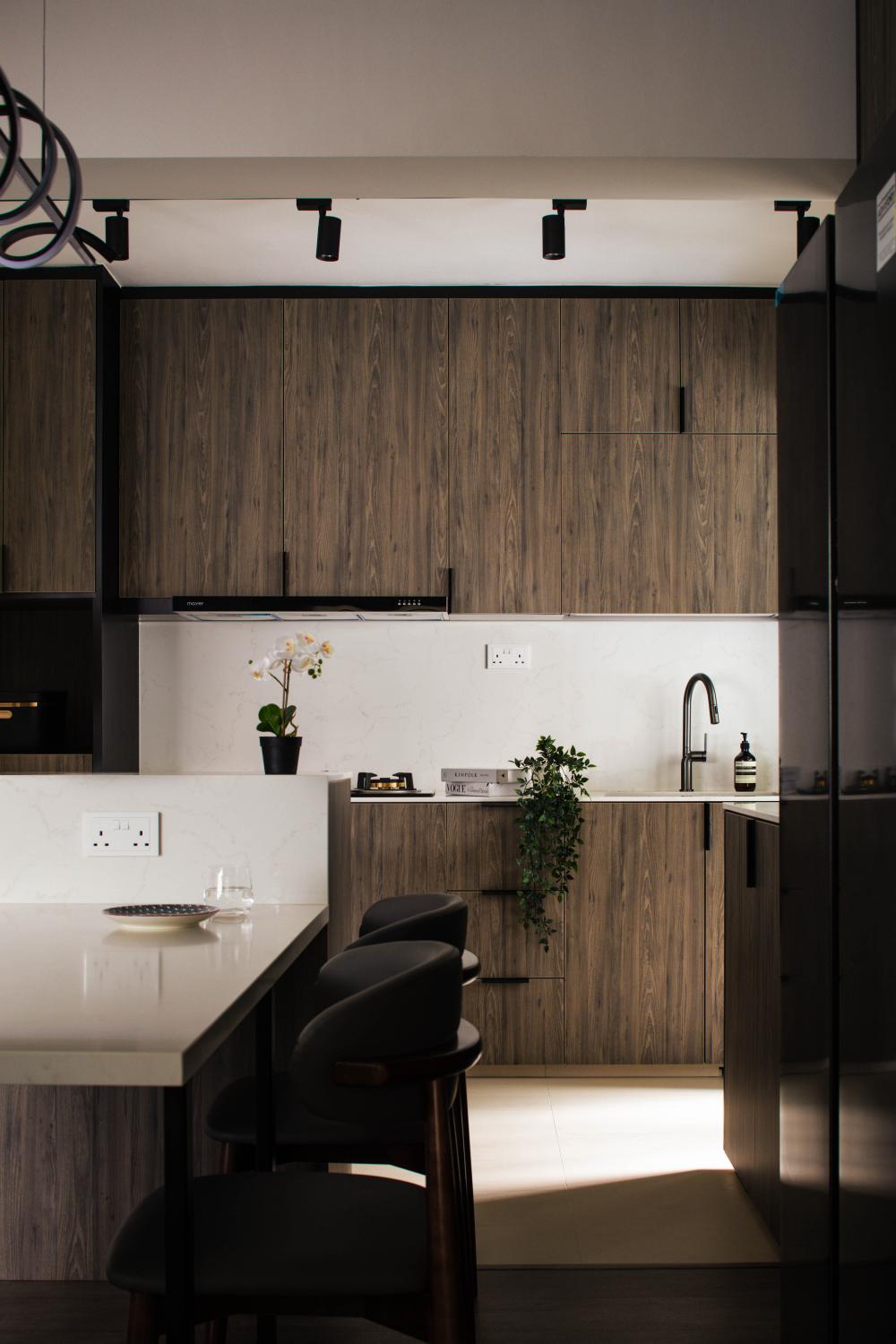Modern Dining Room with Dining Chairs and Seating Bench